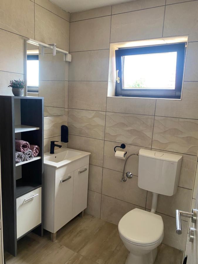 Apartman Laura سوملجاناك المظهر الخارجي الصورة