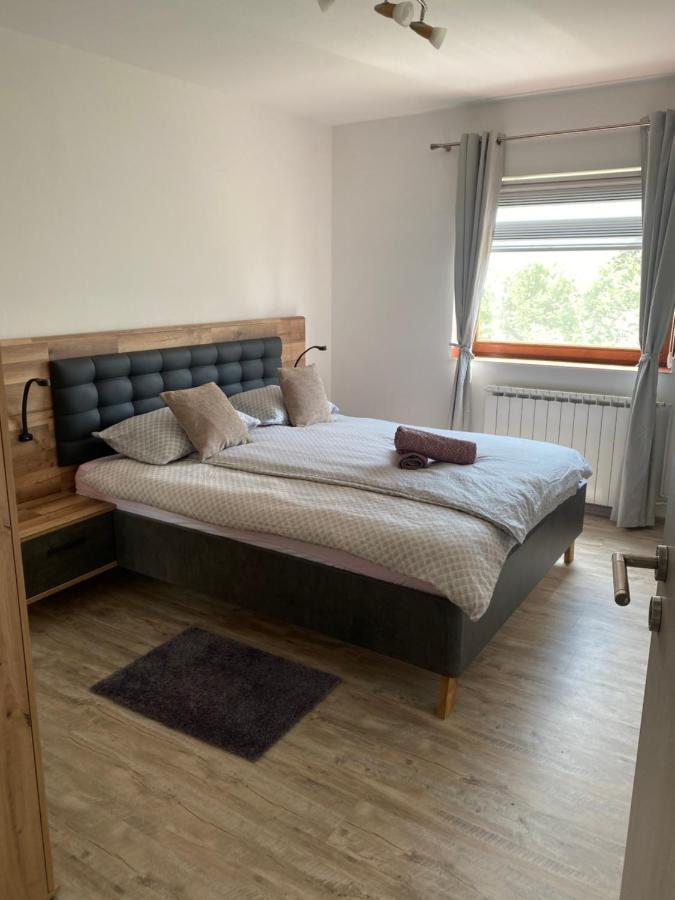 Apartman Laura سوملجاناك المظهر الخارجي الصورة